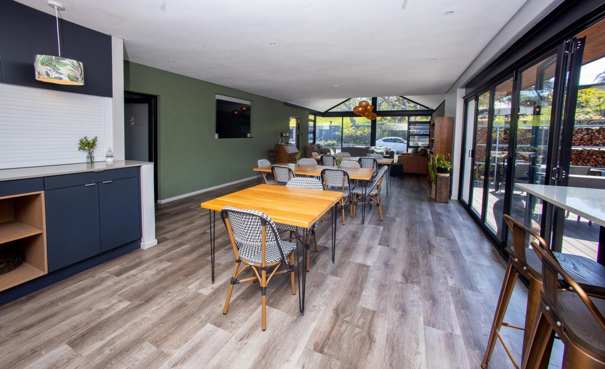 Coral Wood Self Catering Suites And B&B Ист-Лондон Экстерьер фото